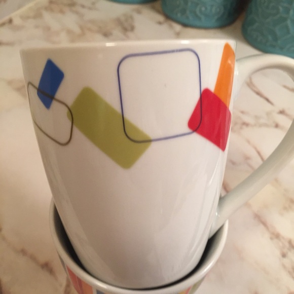 MCM Style Porcelain Coffee Mugs 4 inch tall set/2 - Picture 4 of 14